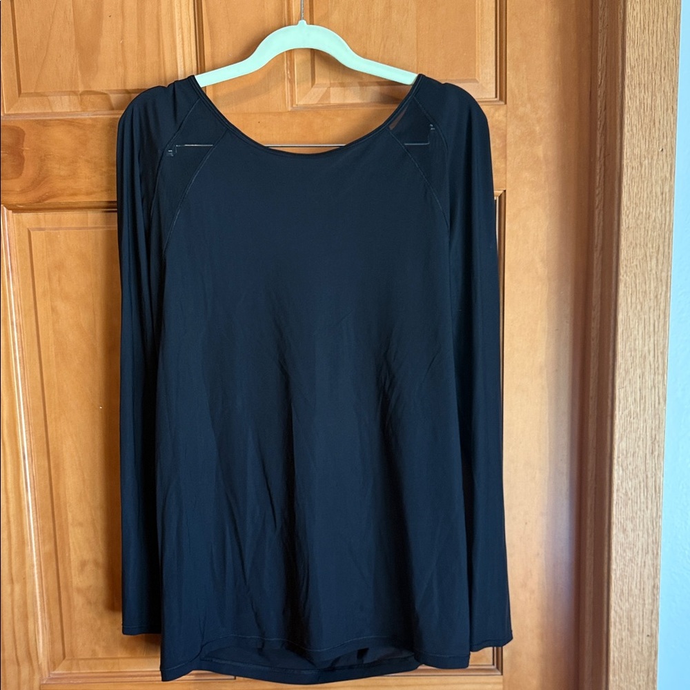 Lululemon Athletica Black Long Sleeve Top